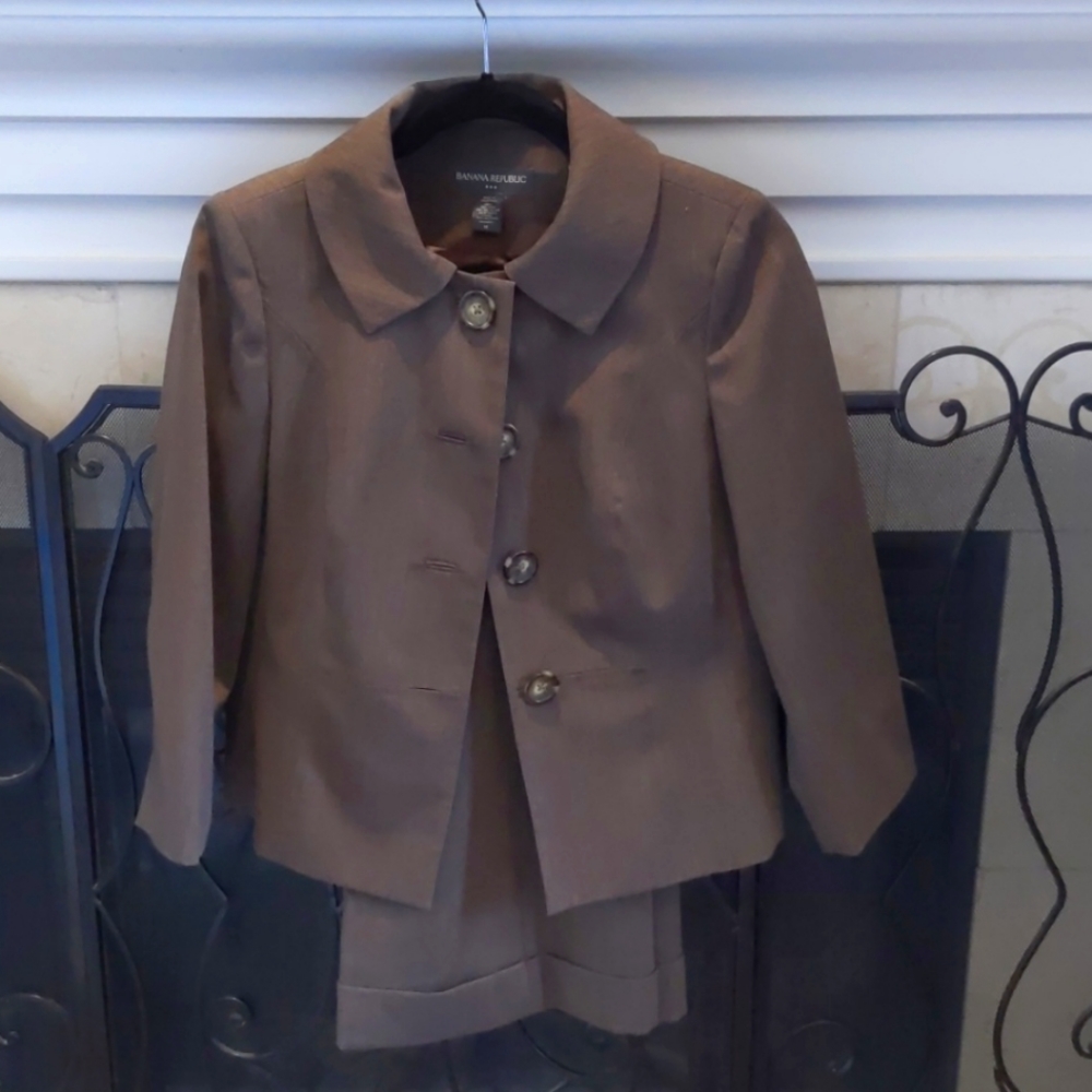 Pant and jacket suit set